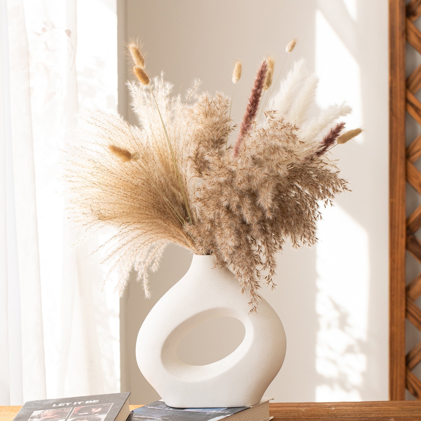 Ceramic Circle Decorative Vase